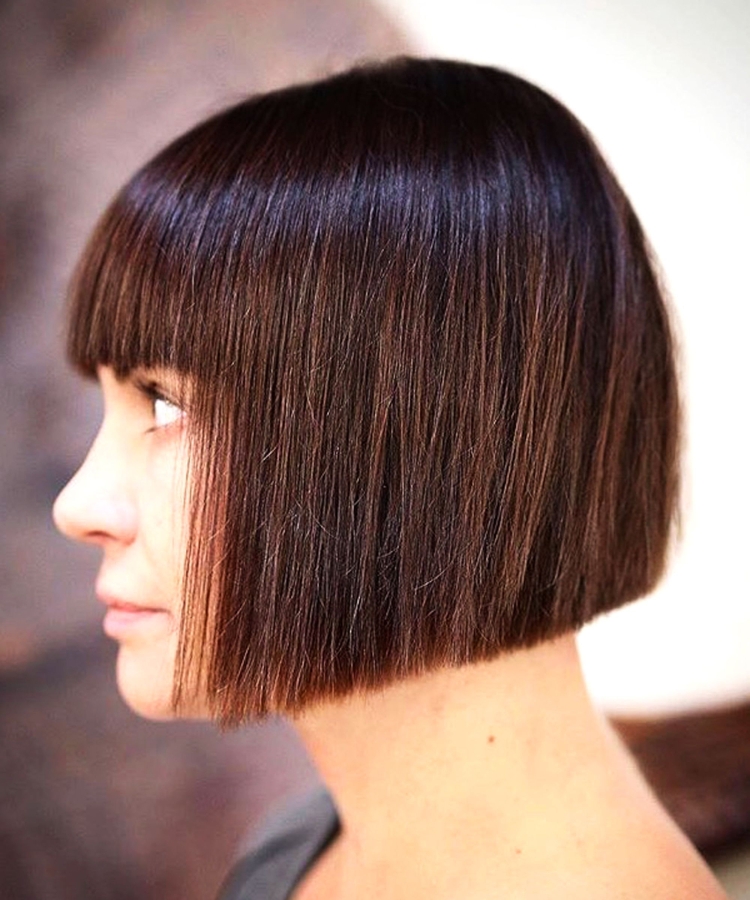 Стрижка Blunt Боб