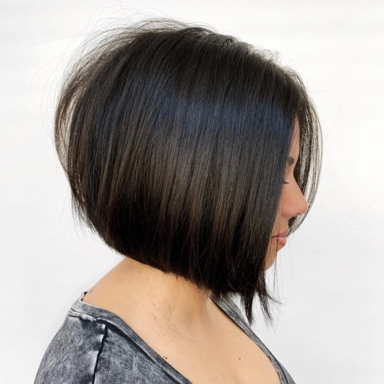 Каре Боб с удлинением Боб