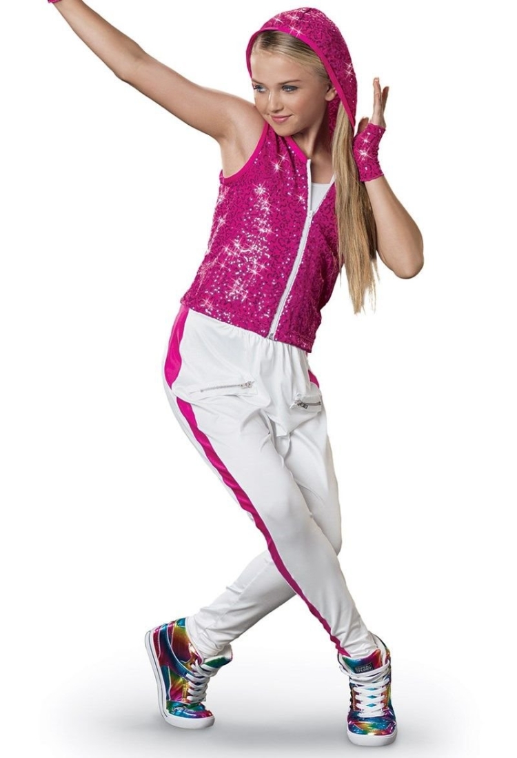 Одежда для современных танцев