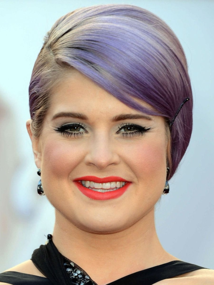 Келли Осборн с короткой стрижкой