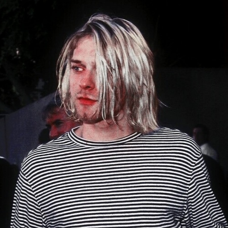 Курт Кобейн с короткой стрижкой