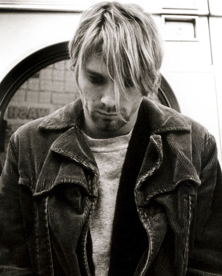 Курс Кобейн с короткой стрижкой