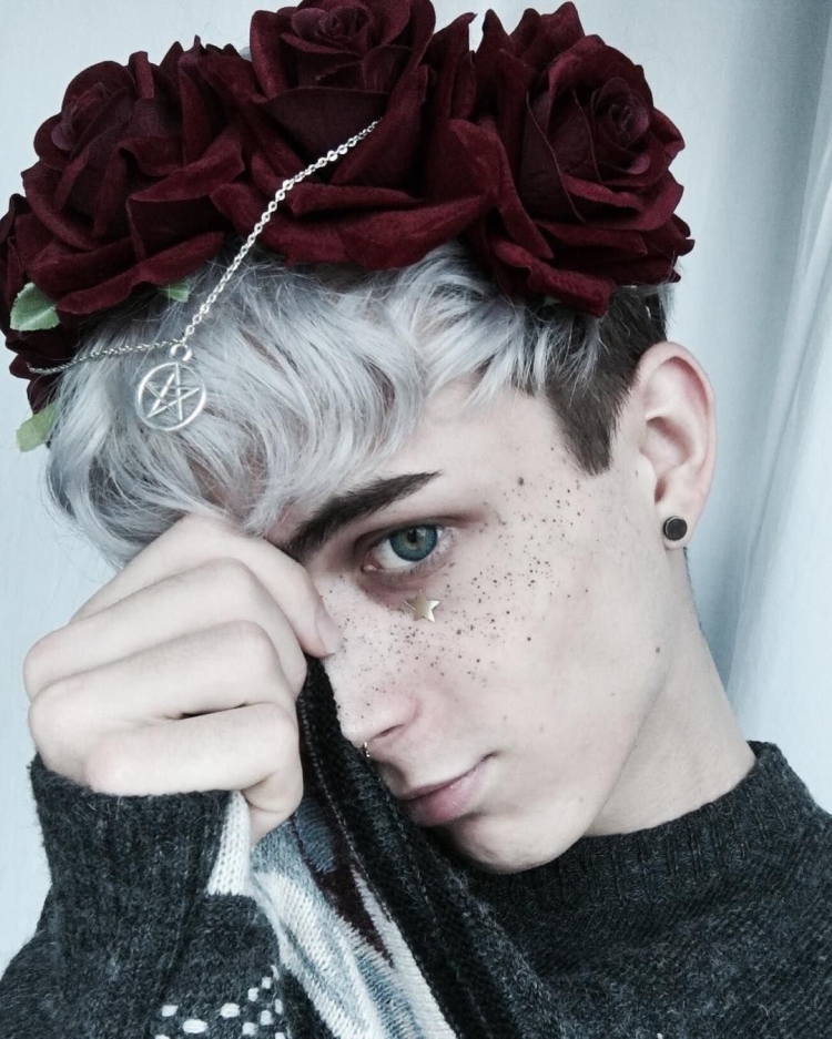 Блондин тумблер Томбой