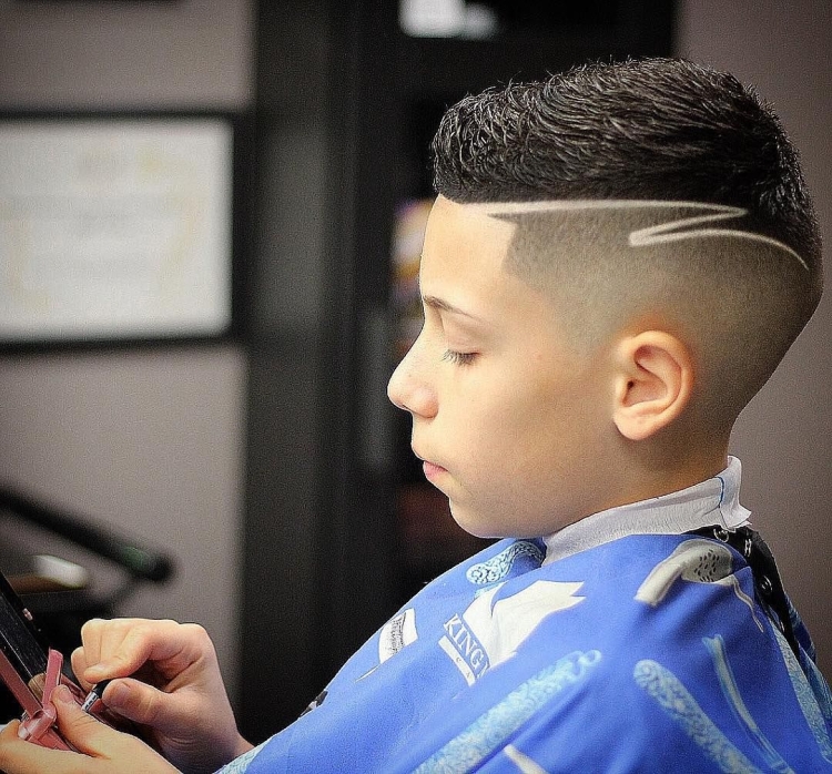 Модные детские стрижки машинкой