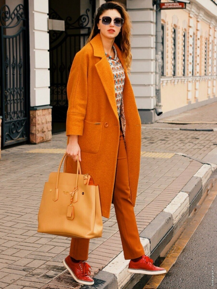 Стильный оранжевый образ