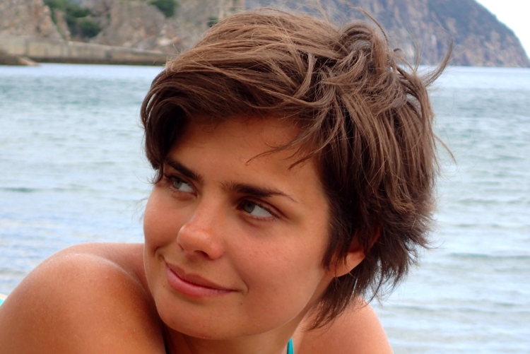 Курносые девушки