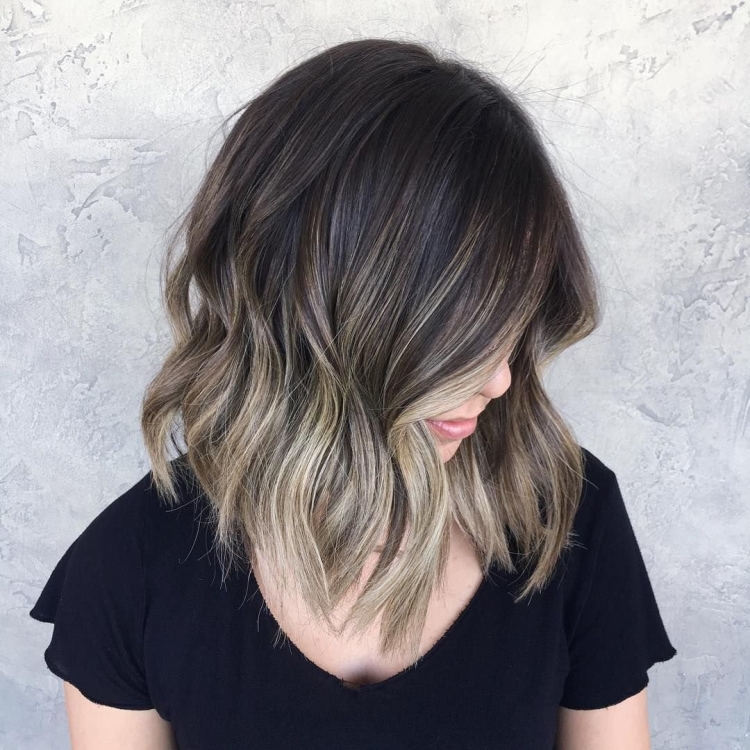 Балаяж на темные волосы до плеч