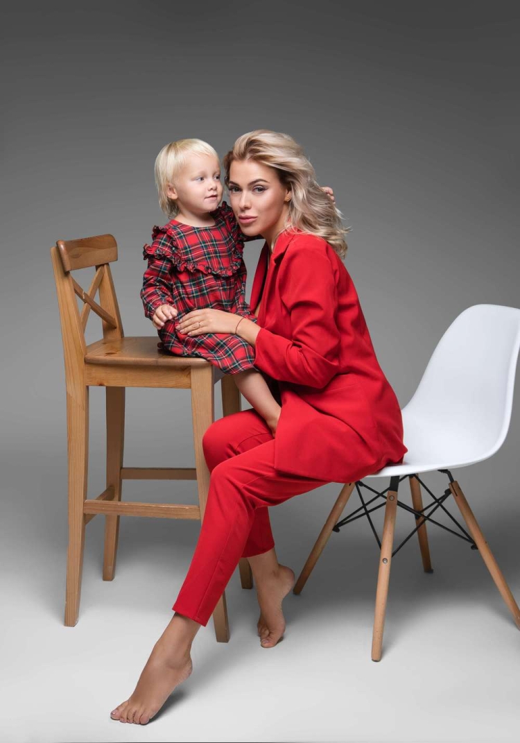 Фотосессия мама и малыш в студии