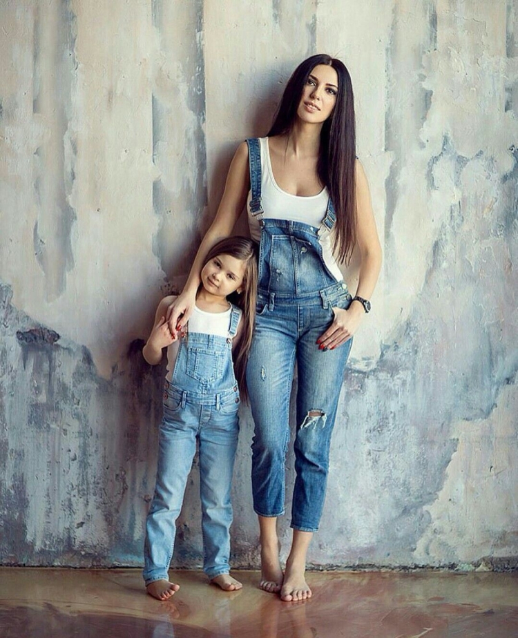 Мама и дочь