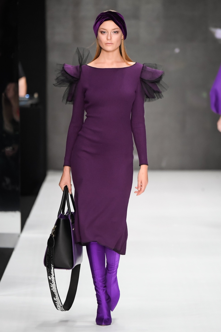 Платье Черничного цвета