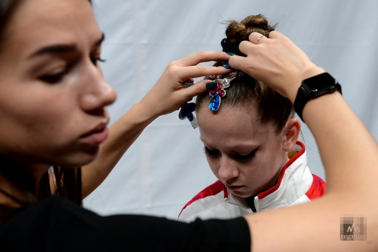 Прически с темой рокенрол