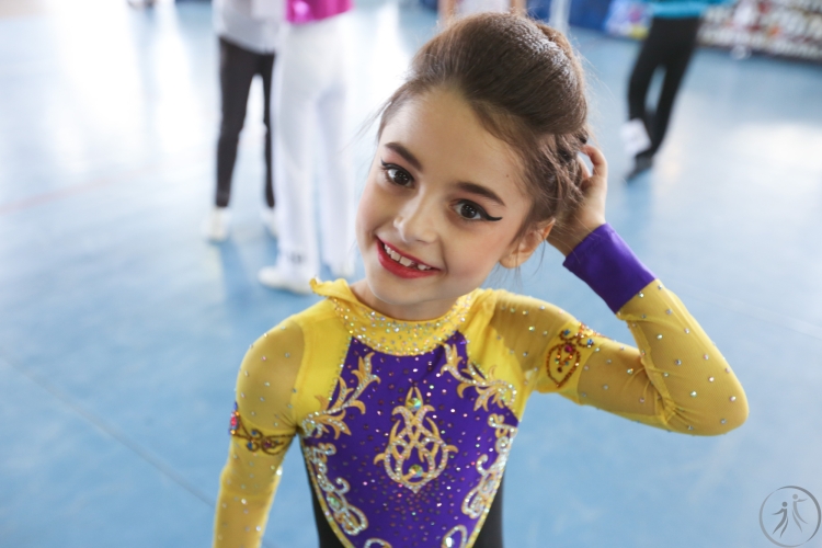 Прически для выступления по акробатическому рок-н-роллу