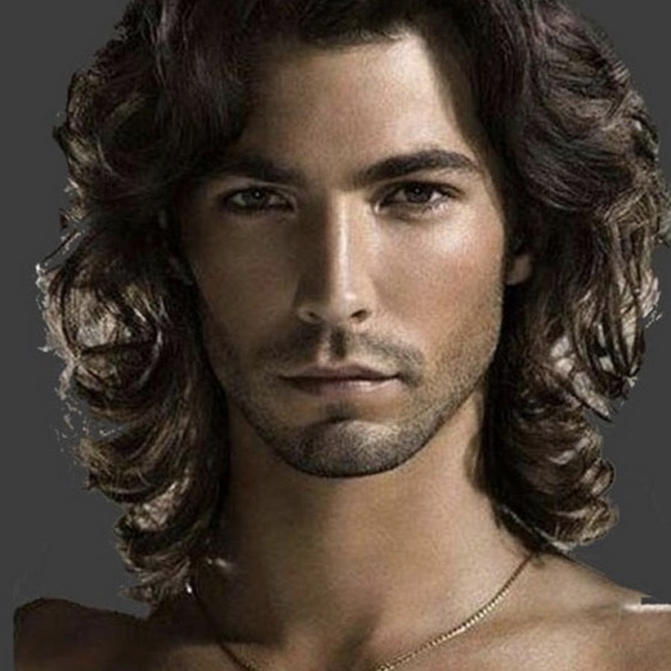 Длинные волосы у мужчин