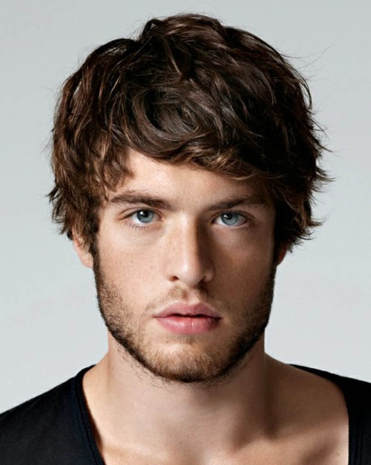 Классические мужские прически на средние волосы