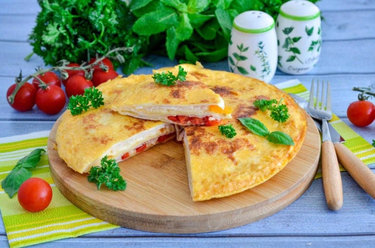 Заливной пирог с мясом и кaртофелем!