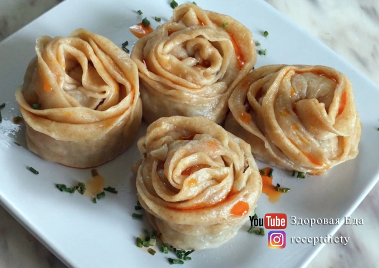 Розы из пельменей