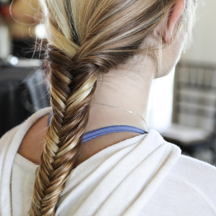 Косичка рыбий хвост