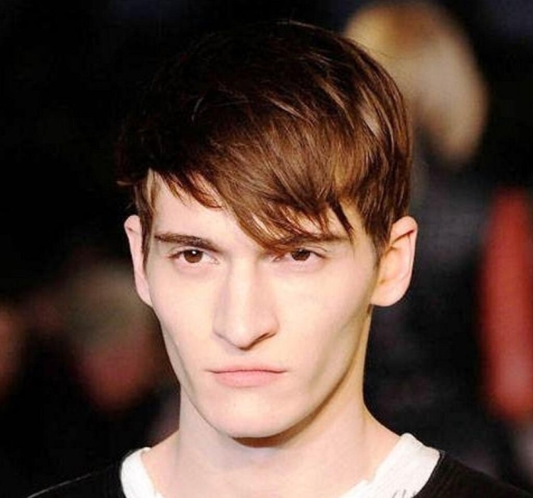 Мужские прически с челкой