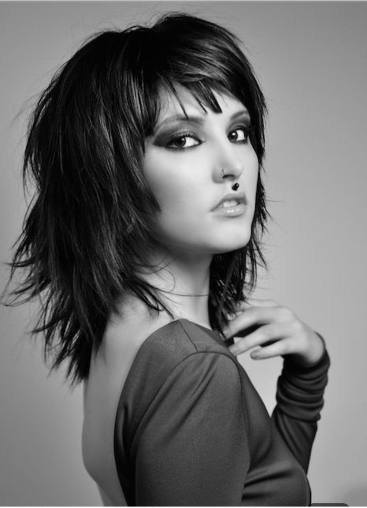 Стрижка Гаврош рваный Каскад