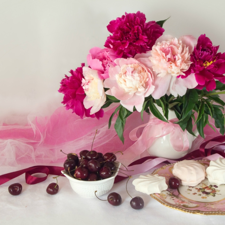 С днём рождения женщине птоны