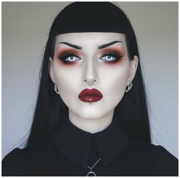 Линзы Готика