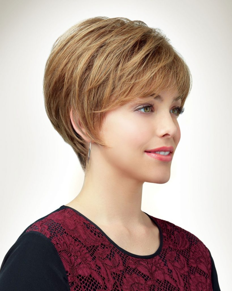 Фото модельных стрижек для женщин