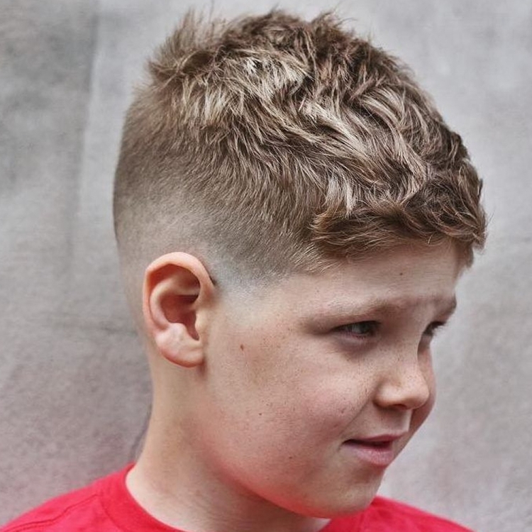 Стрижка полубокс для мальчика 10 лет