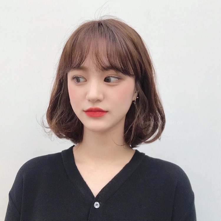 Корейская челка на короткие волосы