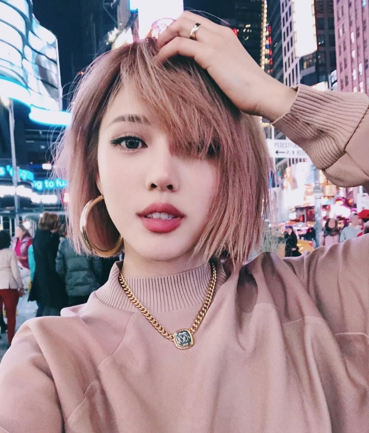 Park Hye min с короткими волосами