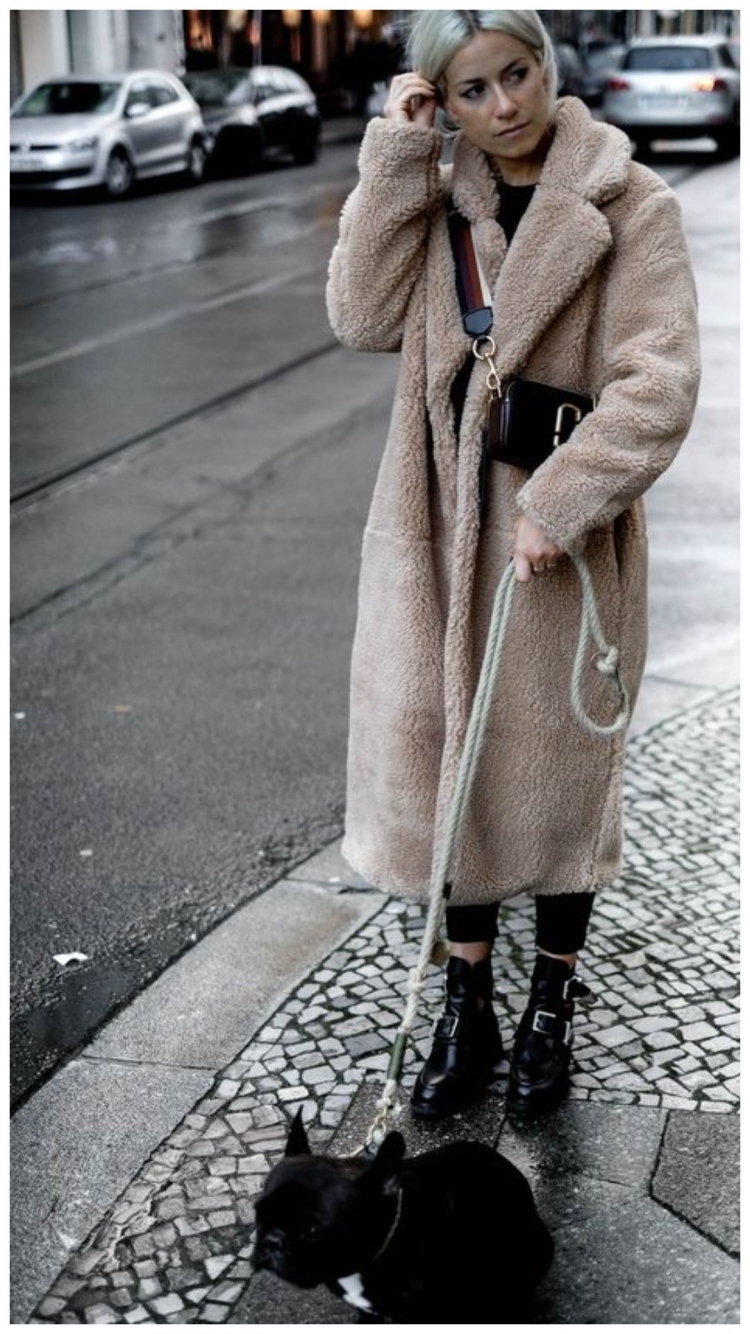 Шуба Чебурашка 2022 белая