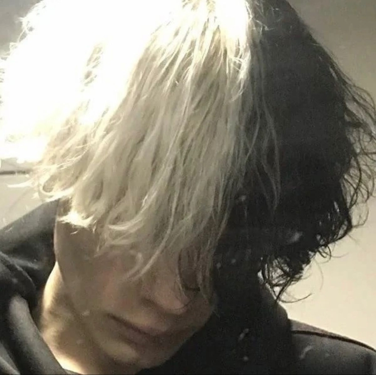 ZXCURSED прическа