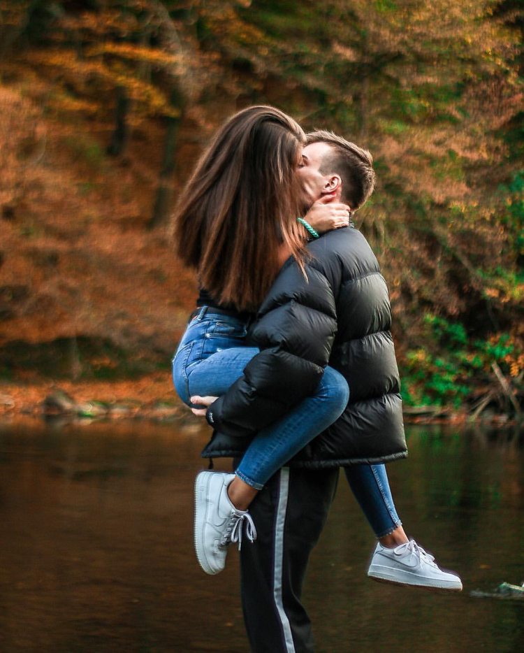 Влюблённые подростки