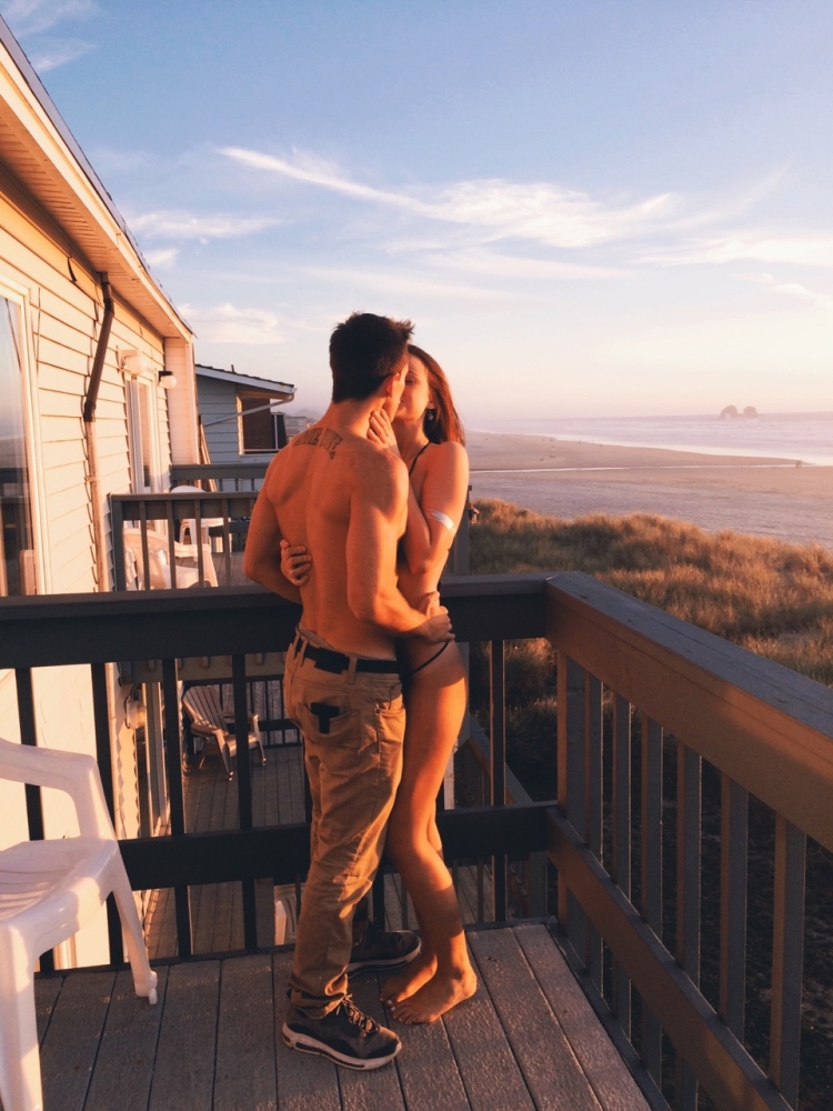 Перень и девушка НК Балкок