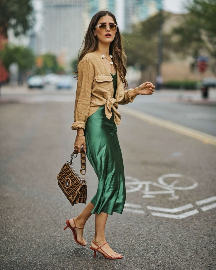 Образы под шелковую юбку