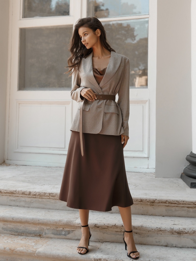 Коричневая атласная юбка