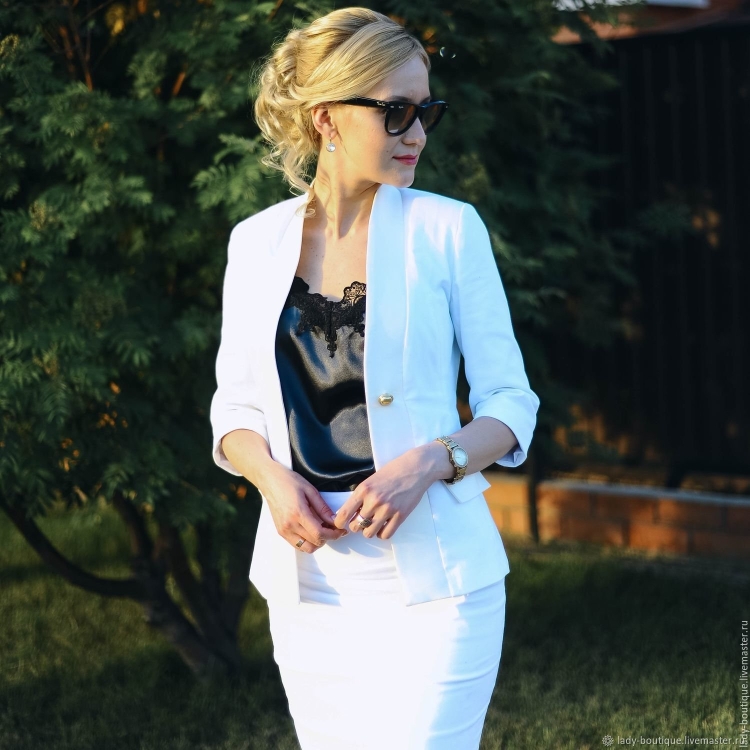 Платье пиджак белое