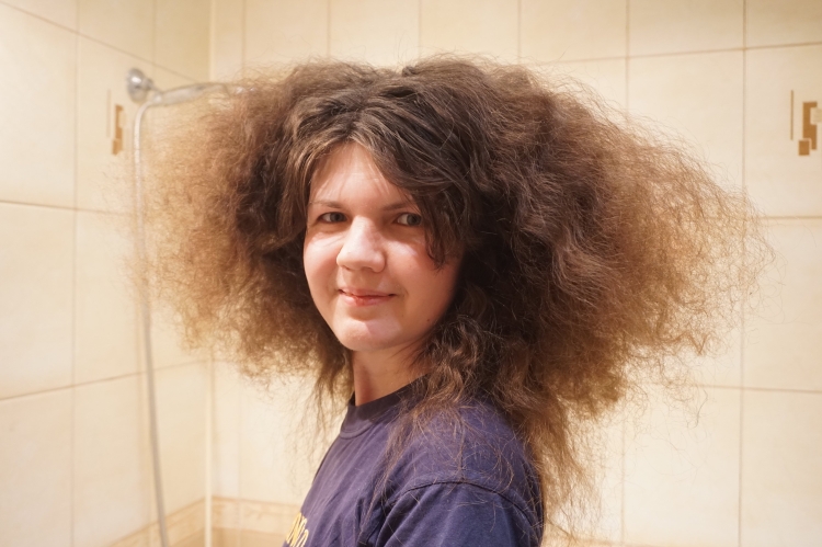 Лохматые волосы