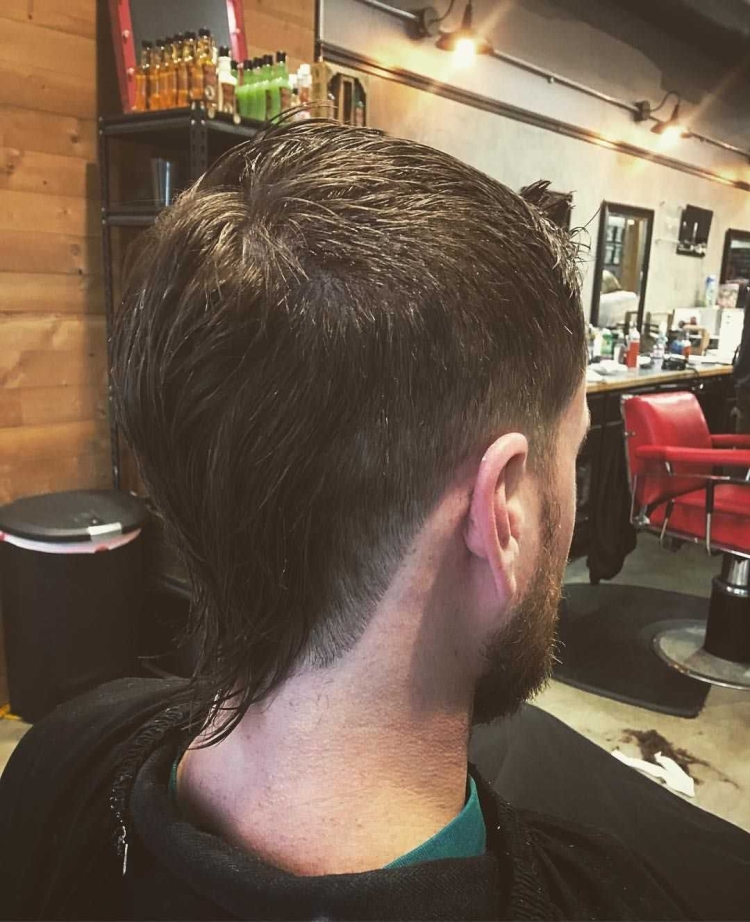 Мужские стрижки с волосами на затылке