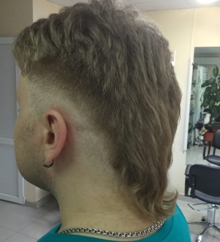 Муж прическа дракончик