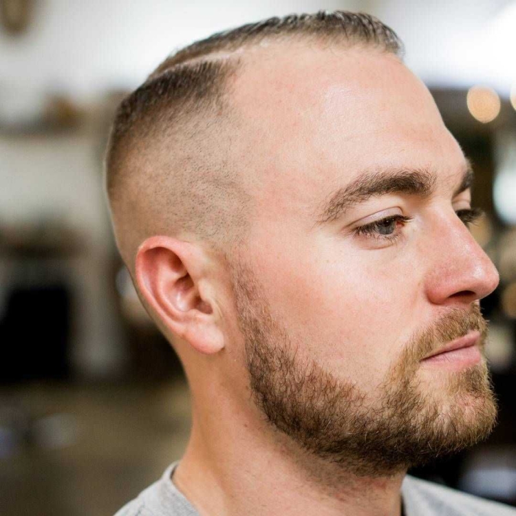 Buzz Cut Mohawk стрижка