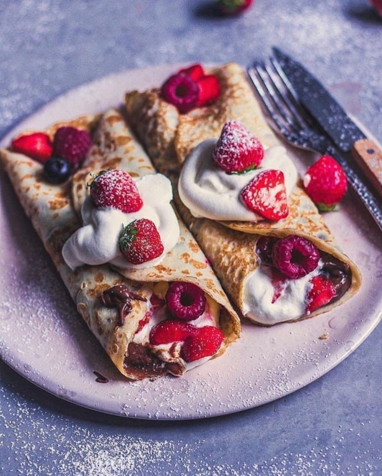 Блины с ягодами